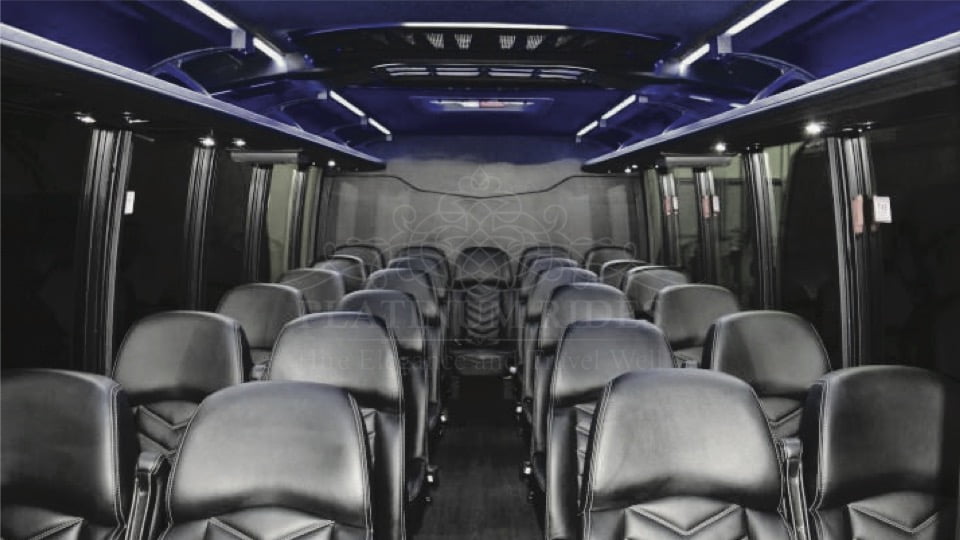 23 Pass. Mini-Coach White Interior 01