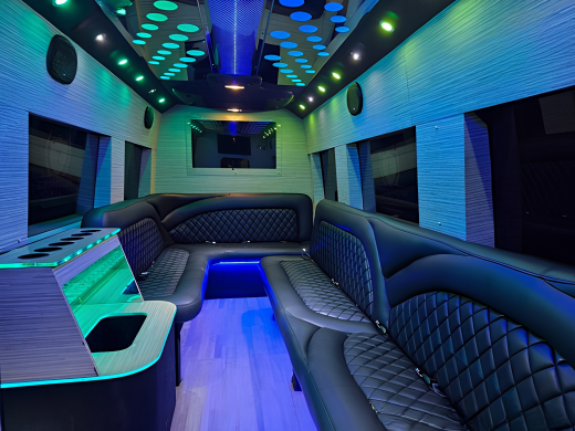 Mercedes limo Sprinter